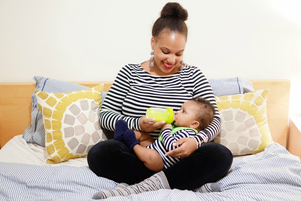 boon nursh, nurshonamazon, how to introduce bottle while breastfeeding