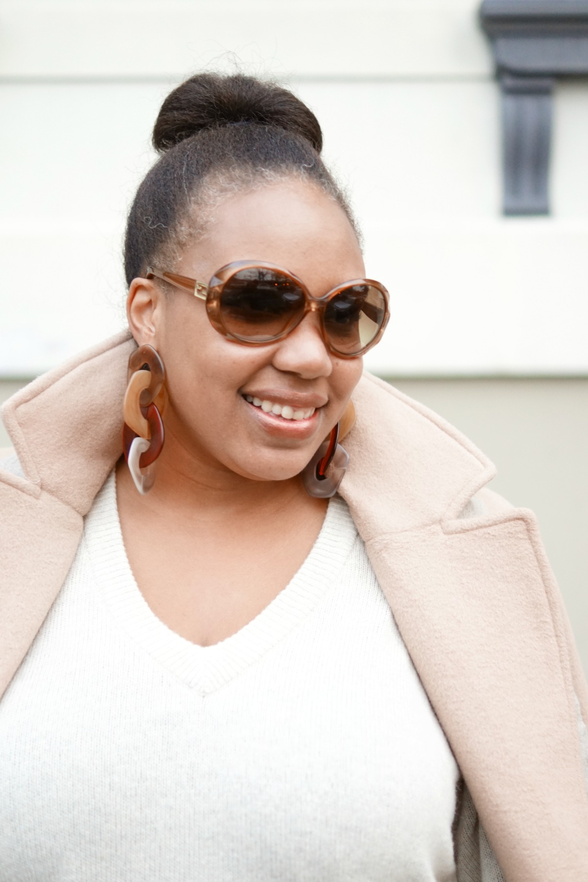 how to wear neutrals, nyc fashion blogger, closet confections, fendi sunglasses