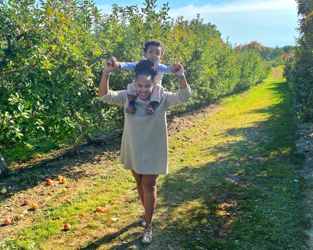 Fall Apple Picking at Hurds Family Farm